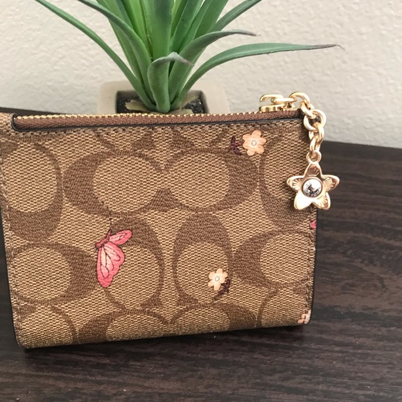 Coach Snap Card Case Signature Canvas Butterfly - Picture 2 of 8